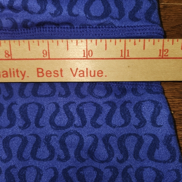 Lululemon Tank Top Blue Mesh Workout Back Pocket Stretch Top Size (4) - Picture 2 of 6